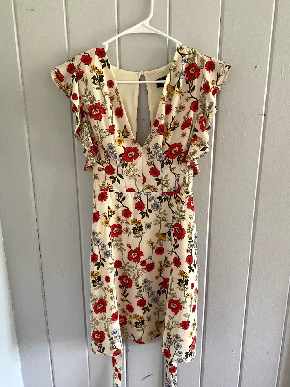 Floral V-Neck Ruffle Sleeve Dress in Cream